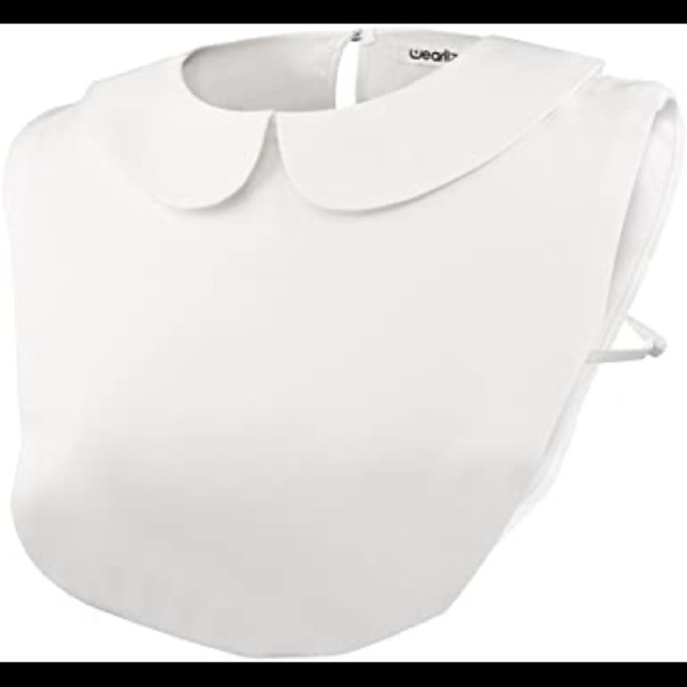 Detachable Peter Pan collar